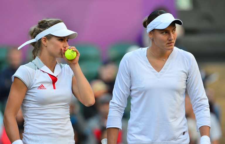 Las rusas Maria Kirilenko y Nadia Petrova conquistan el bronce en dobles femenino
