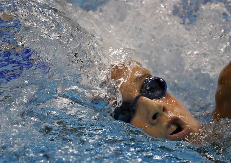 Villaecija logra diploma olímpico al quedar octava en los 10 kilómetros de natación