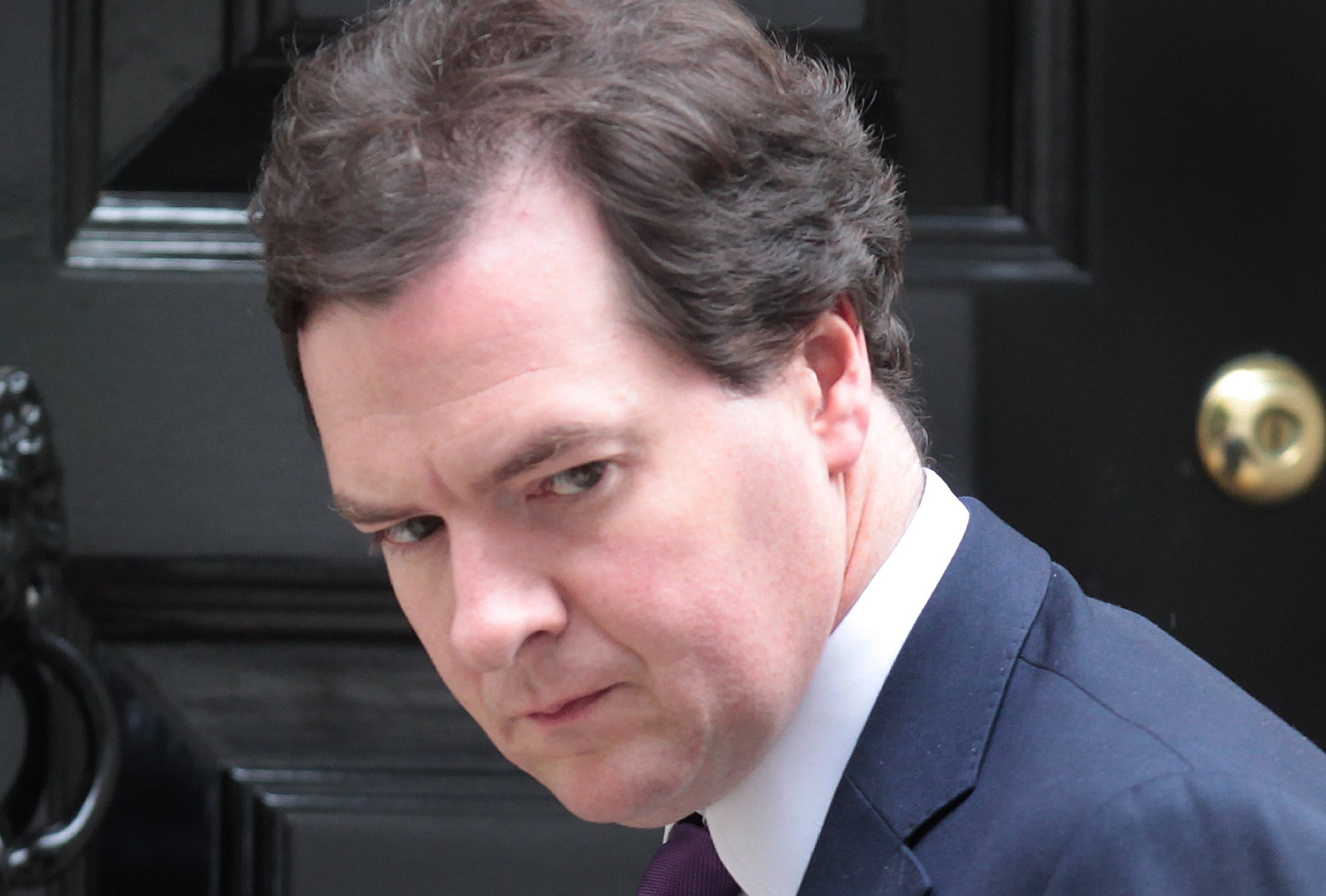 El 48% de los británicos respalda el cese de George Osborne en el cambio de gabinete