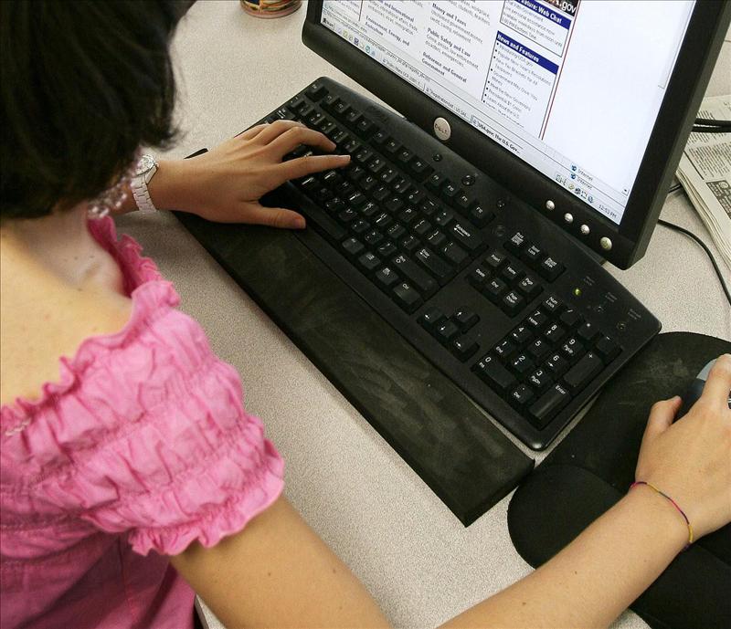 Usar internet y las redes sociales hace que los alumnos obtengan peores resultados