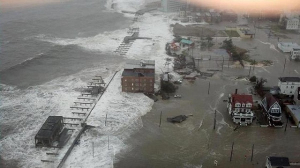 El huracán Sandy deja sin luz Nueva York y parte de Pensilvania