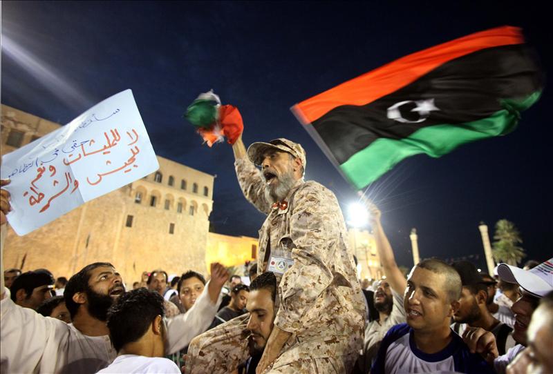 Cientos de personas se manifiestan en Bengasi a favor de una Libia federal