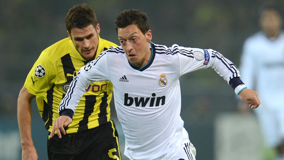 Özil declara que no está  «muy contento» con su «rendimiento»