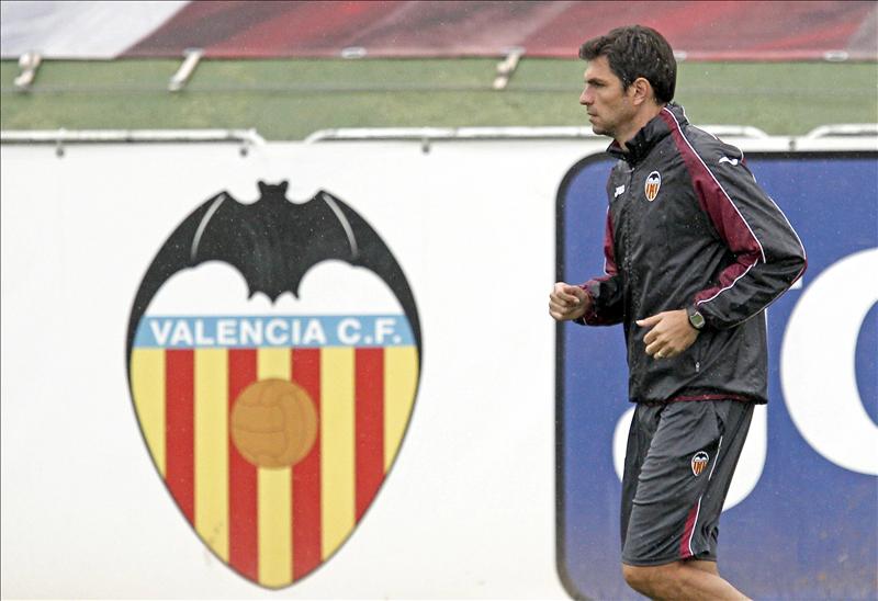 Pellegrino convoca a 20 jugadores del Valencia y Piatti es la gran novedad