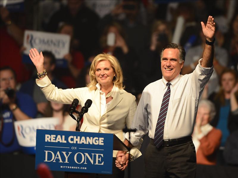Mitt Romney reconoce su derrota y le desea  éxito a Obama