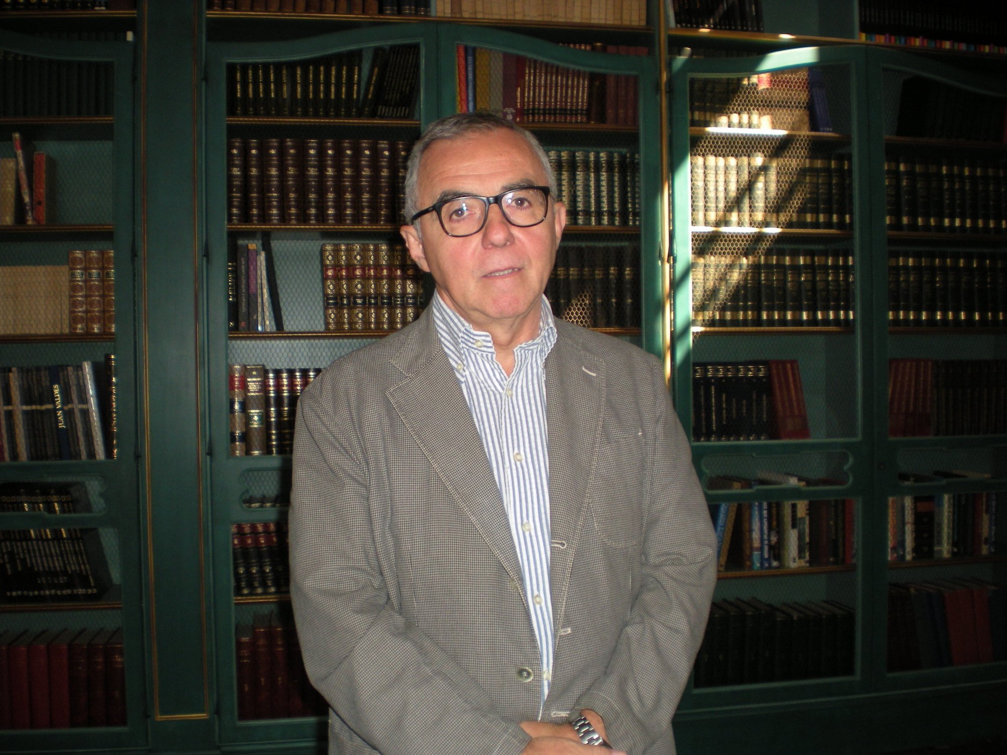 El director artístico del MPM, condecorado como Caballero de la Orden de las Artes y de las Letras de Francia