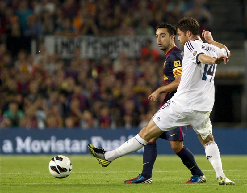 Xabi Alonso dice que en el Madrid siguen creyendo en la Liga porque «el fútbol da muchas sorpresas»