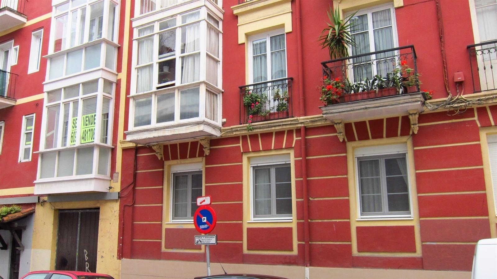 Las hipotecas sobre viviendas caen un 40,1% en la Comunidad de Madrid con respecto a 2011