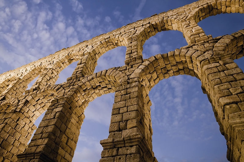 Una imagen del Acueducto de Segovia, premiada por Wikipedia entre 350.000 fotografías de todo el mundo