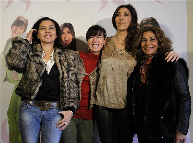 Lolita y Paz Padilla apuestan por reirse de la menopausia y sus «Sofocos»