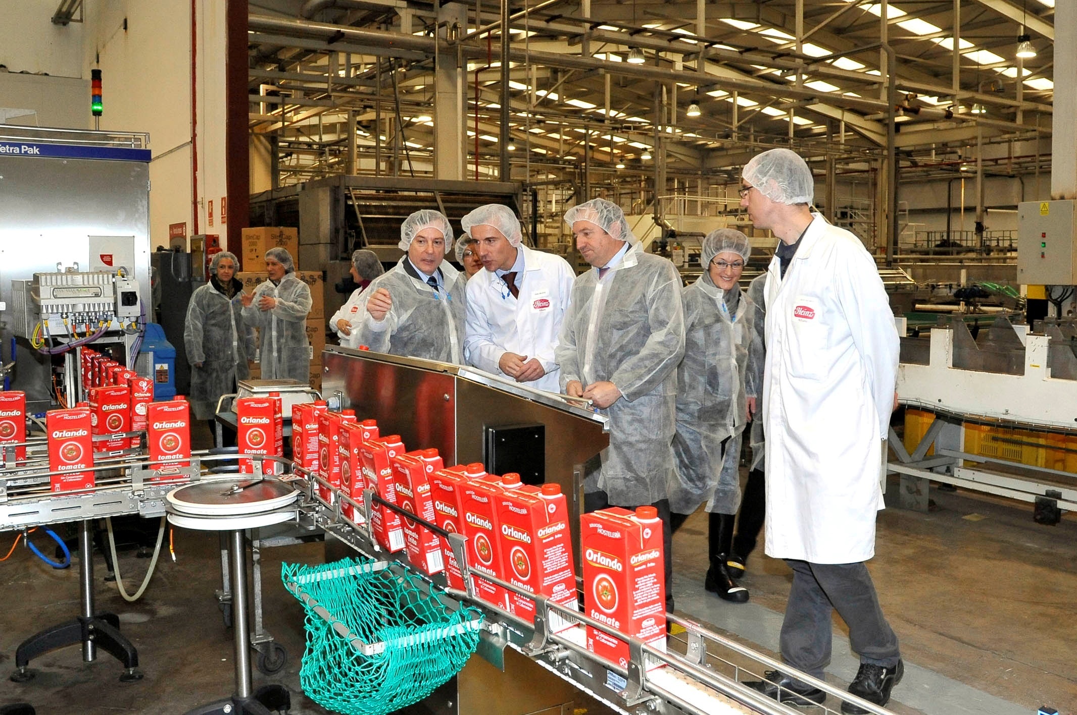 Sanz destaca el fortalecimiento de la planta de Heinz Ibérica en Alfaro tras una nueva inversión de 3 millones de euros