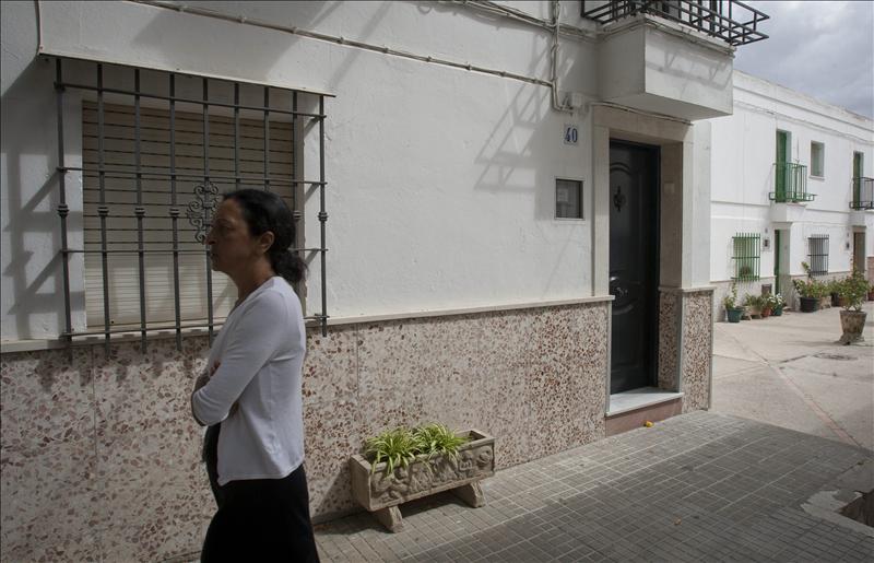 El Instituto Andaluz de la Mujer vincula las »Sombras de Grey» con la violencia de género