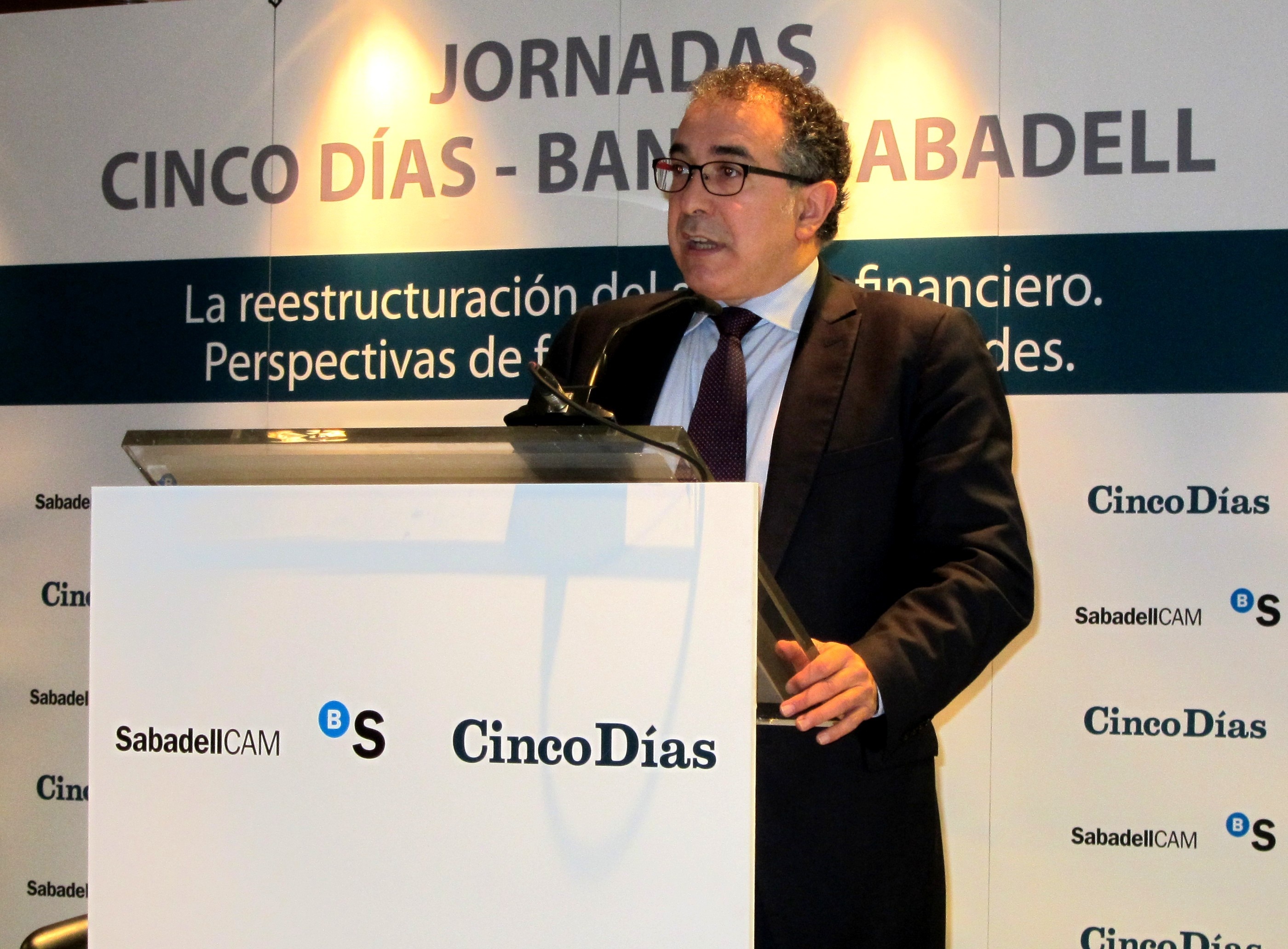 Montes (Banco Sabadell): «España necesita más obras porque hay stocks inmobiliarios que se han acabado»