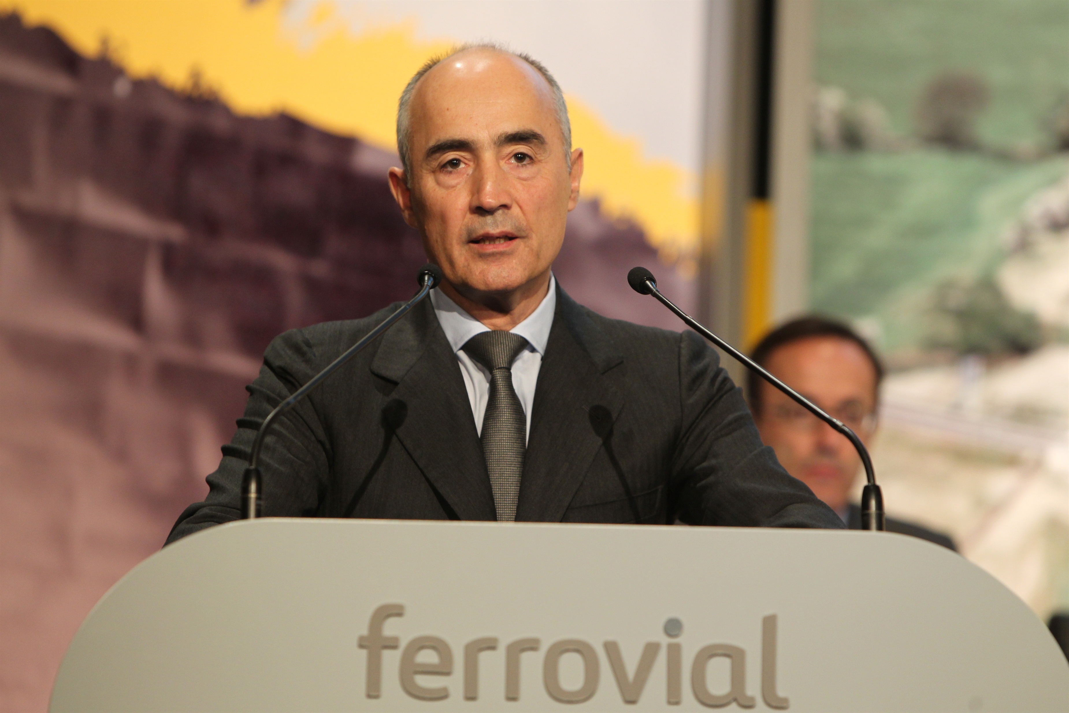 Ferrovial destina el 0,14% del capital a pagar en acciones parte del variable de la alta dirección