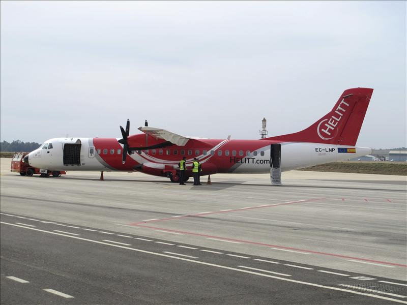Helitt deja desde hoy de volar desde Badajoz debido «a la crisis del sector»
