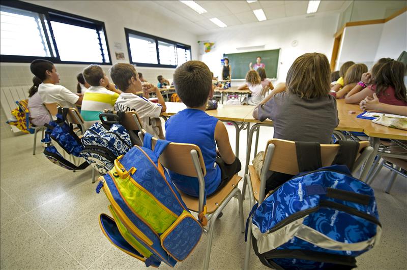 Un juzgado anula la decisión de un colegio de que un estudiante repita en Zaragoza