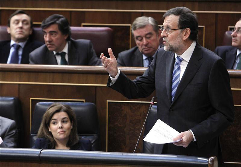 Rajoy: «Nadie está en deuda con ETA. La única solución es que ETA se disuelva»