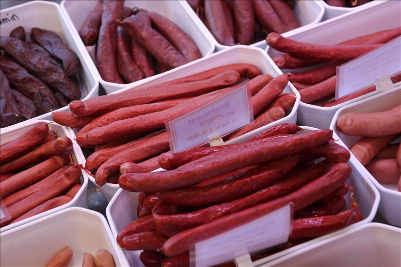 Francia dará a los pobres carne de caballo retirada del mercado