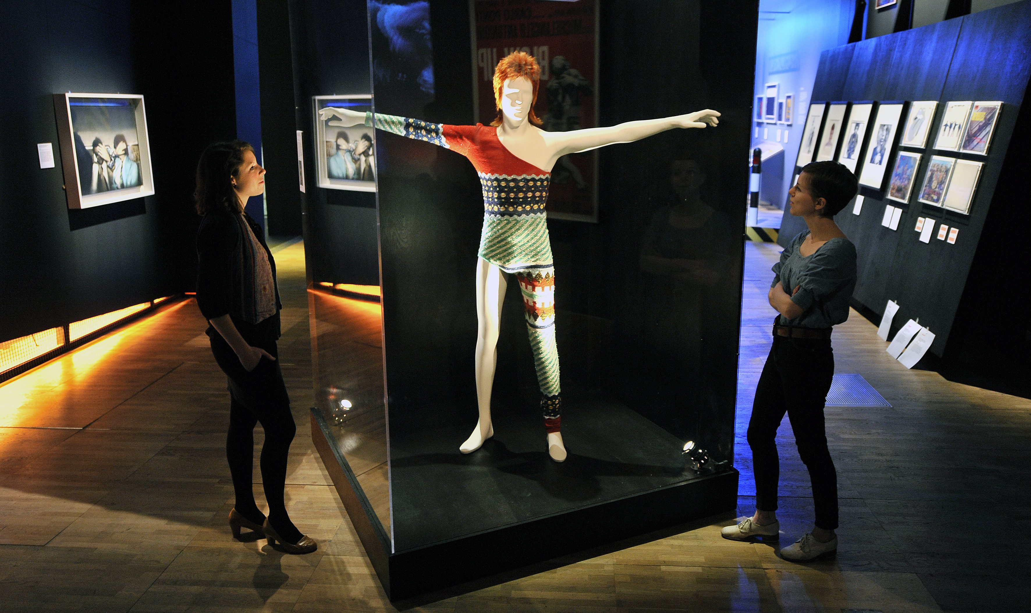 La exposición sobre David Bowie en Londres arrasa en la venta anticipada