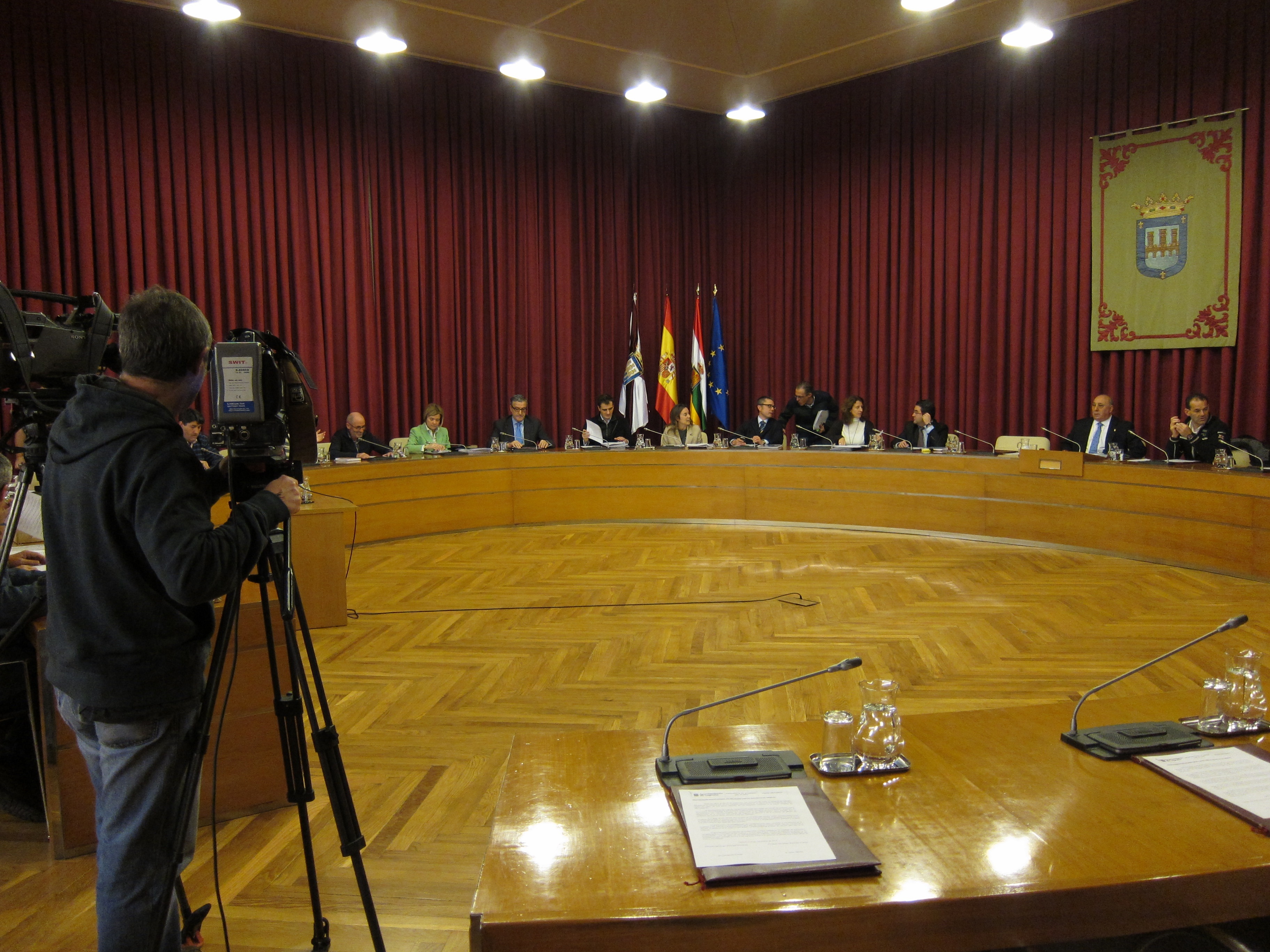 La Asamblea 15M señala que «el Pleno y el Ayuntamiento pertenecen a los vecinos de Logroño y no a la Junta de Gobierno»