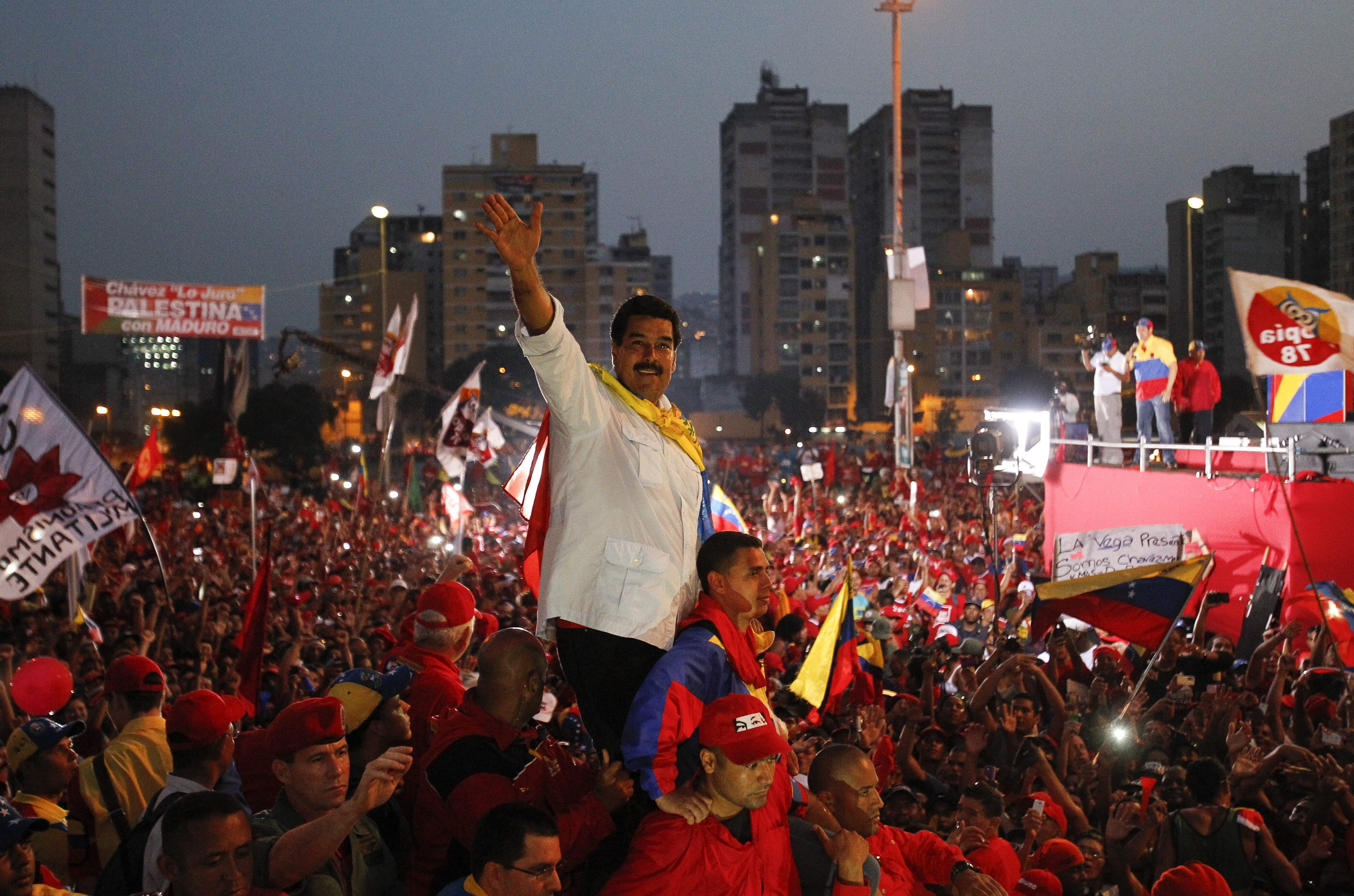 El chavismo da la bienvenida al «hijo» de su máximo líder Hugo, Chávez