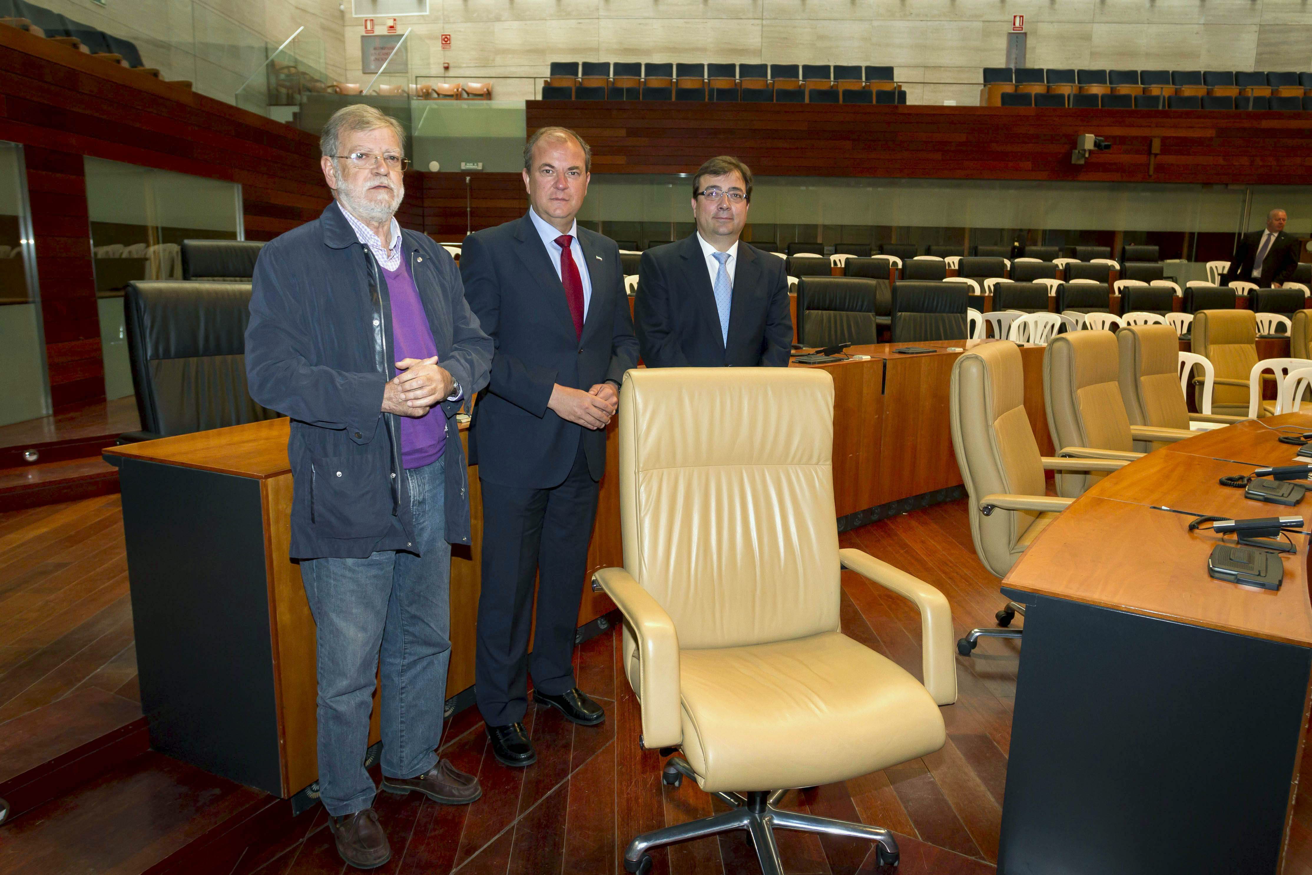 Monago, Vara e Ibarra piden optimismo contra la crisis y defienden las CCAA