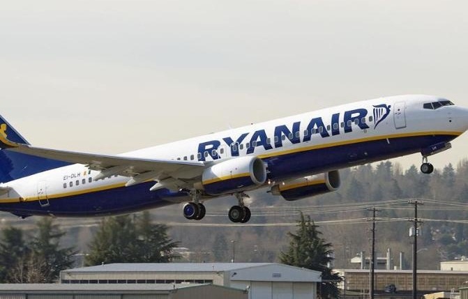 Ryanair gana 569 millones en el último años, un 13% más