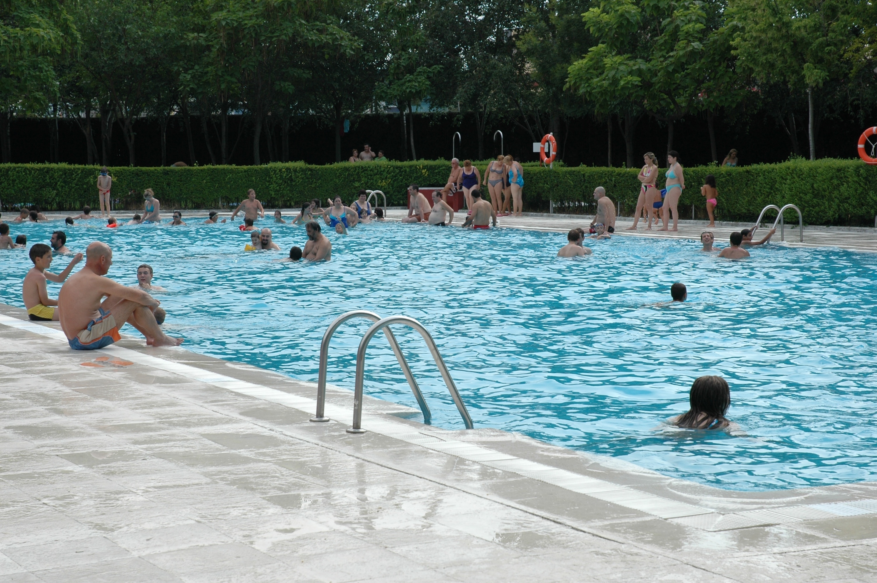 Las piscinas municipales de verano abrirán el 1 de junio con la contratación de cerca de 800 trabajadores