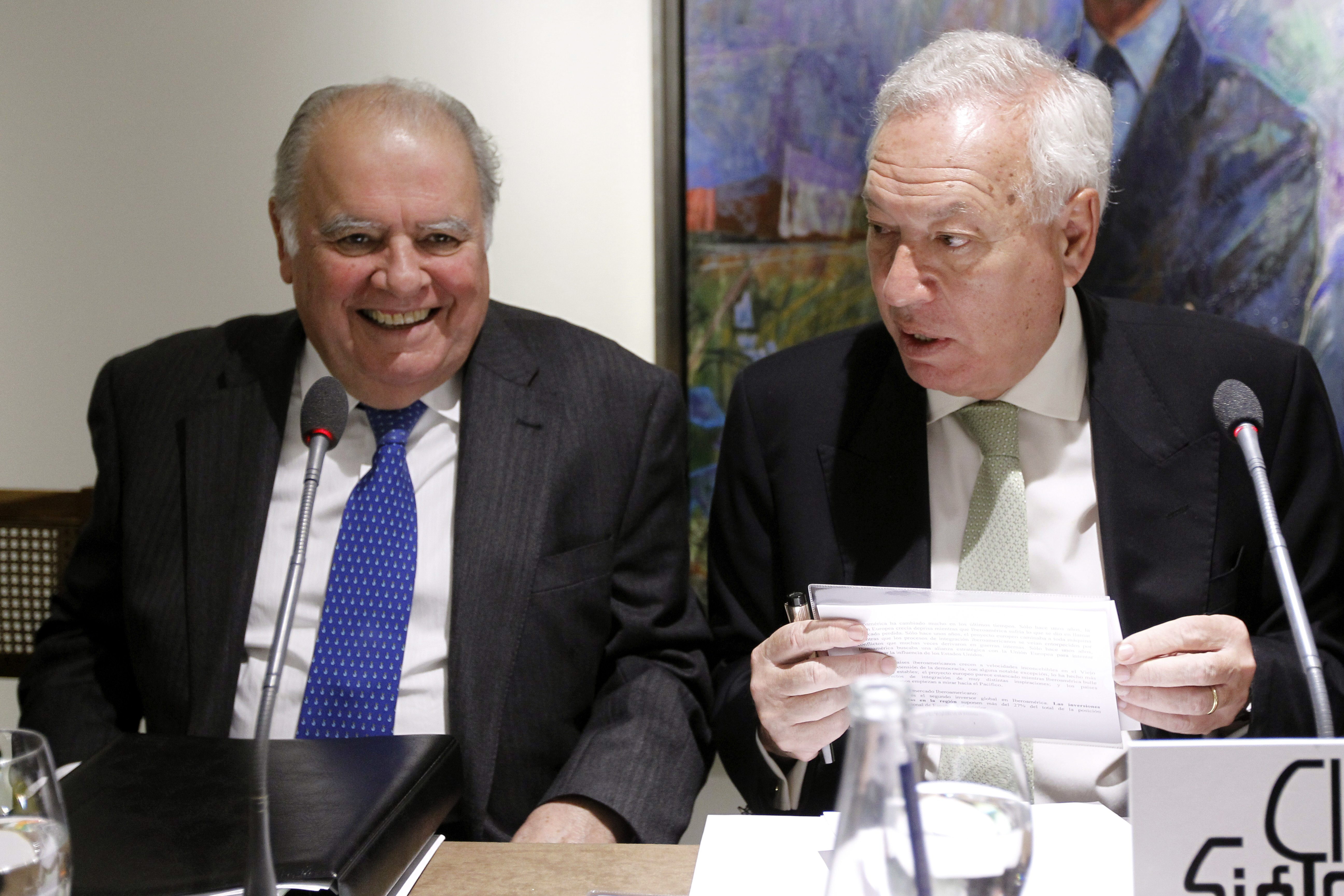 García-Margallo pide al sector financiero que ayude a las pymes para que exporten