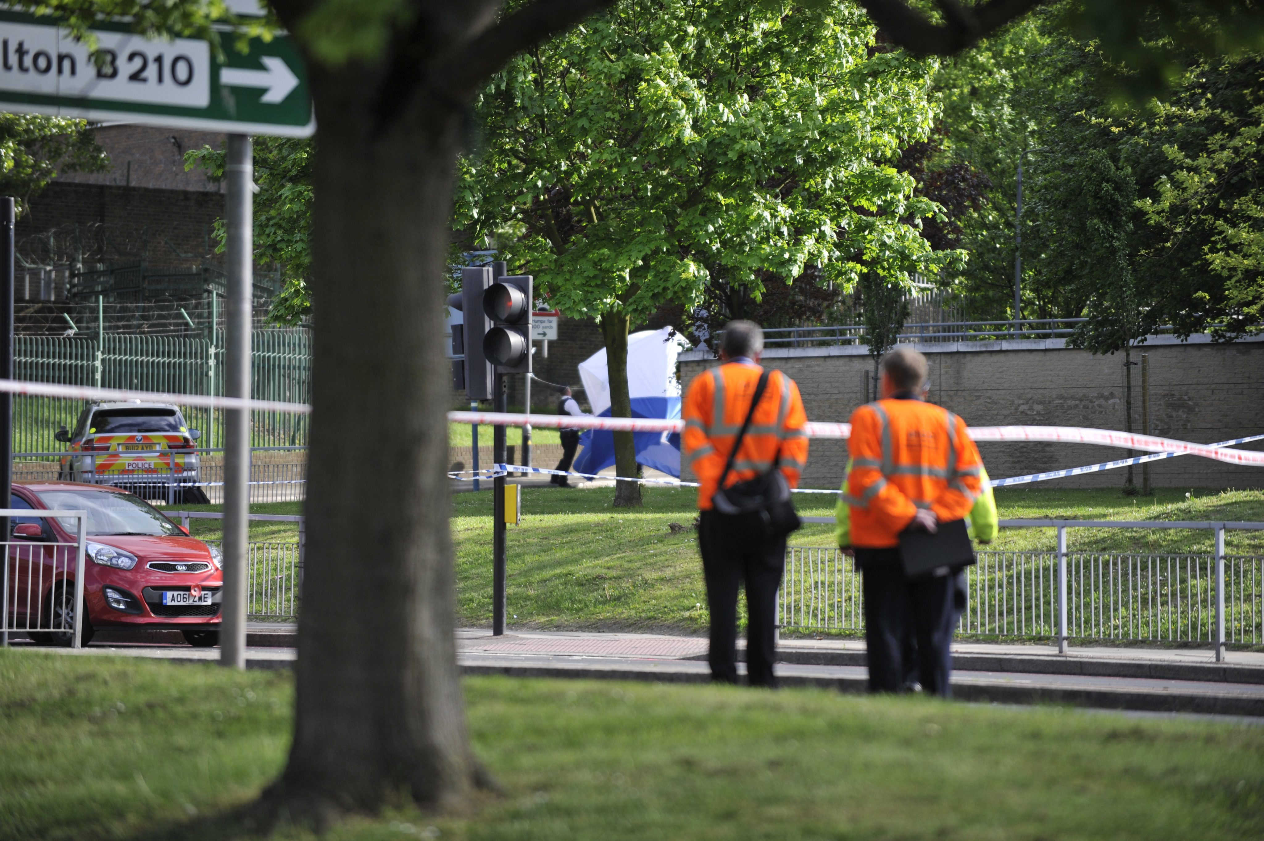 Un ataque a un soldado al sur de Londres causa alarma en el Reino Unido