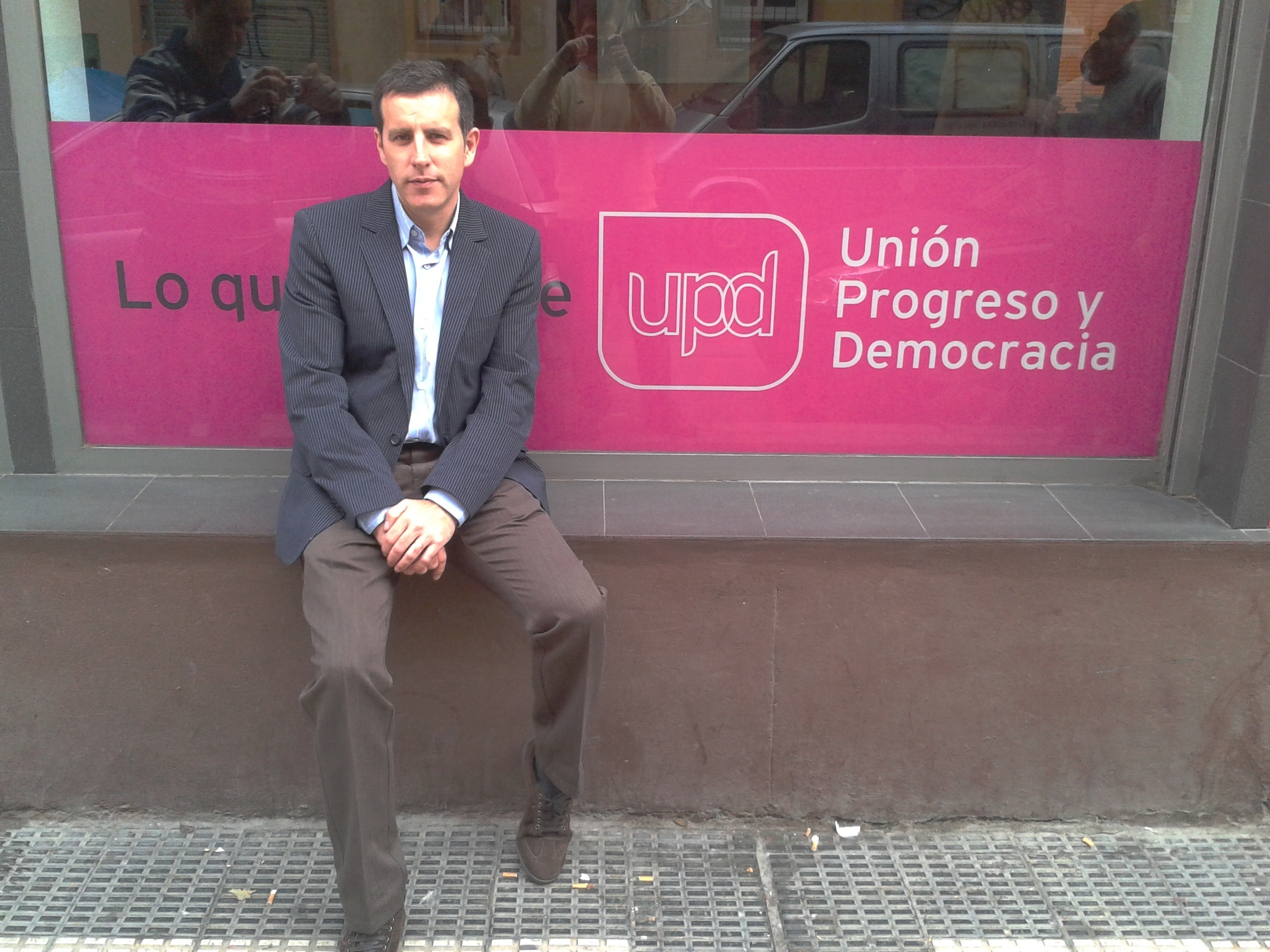Aparicio (UPyD-Aragón) defiende que la solución a la crisis «depende de la forma de hacer política»