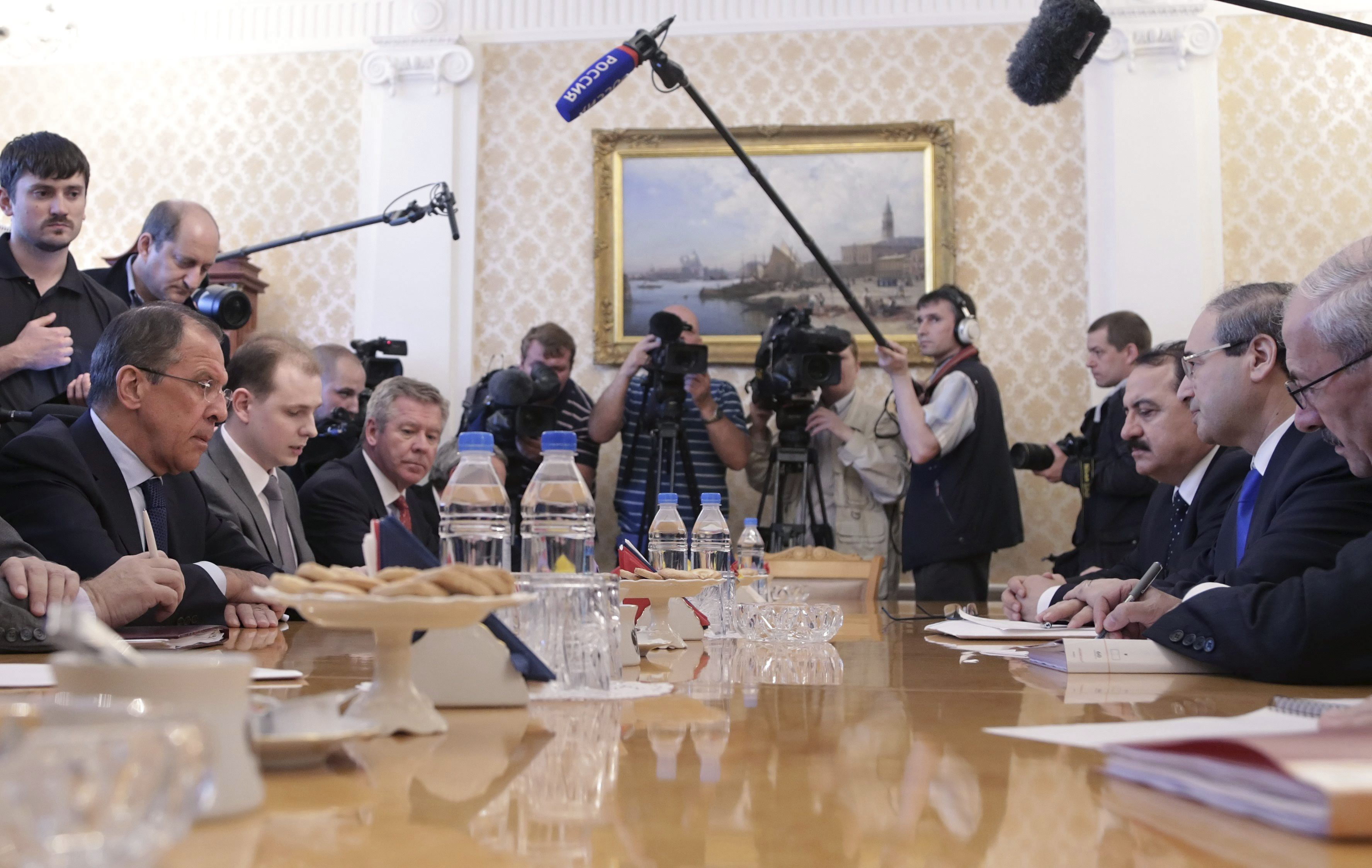 Lavrov y Kerry prepararán el lunes en París la conferencia sobre Siria