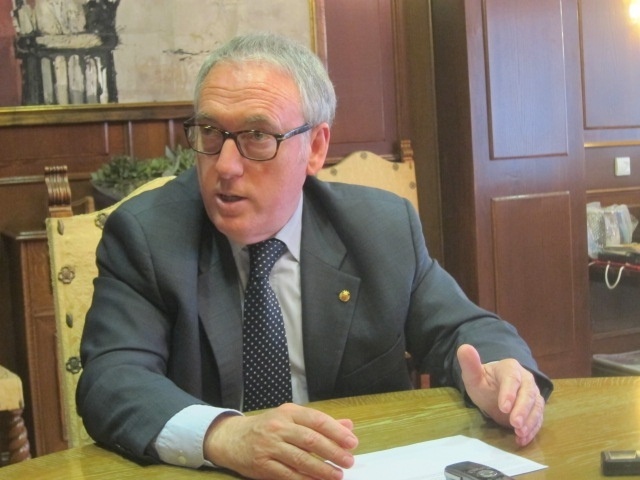 El presidente de la Diputació de Tarragona defiende tributar en Catalunya pero con «seguridad jurídica»