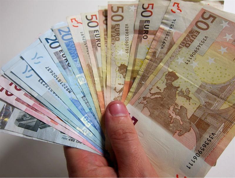 Hacienda ha devuelto 160 millones de euros a 251.960 contribuyentes del IRPF