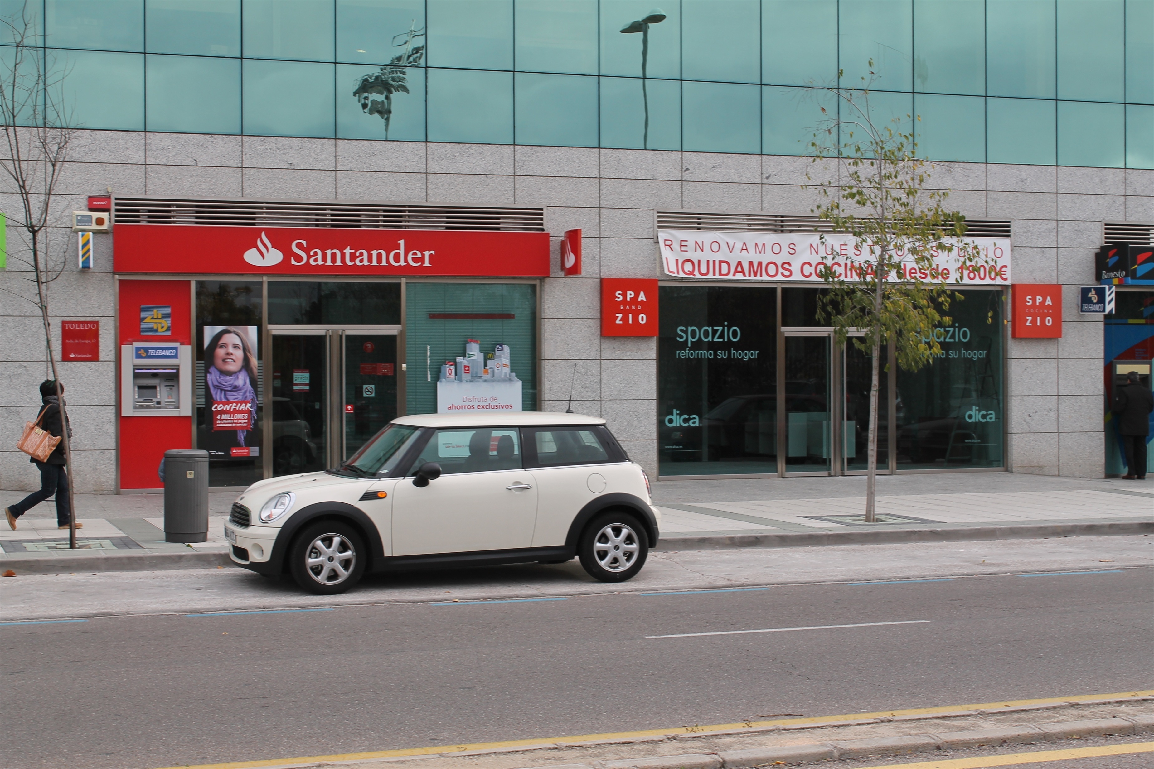 El Santander y Aegon cierran su acuerdo para potenciar el negocio de bancaseguros en España