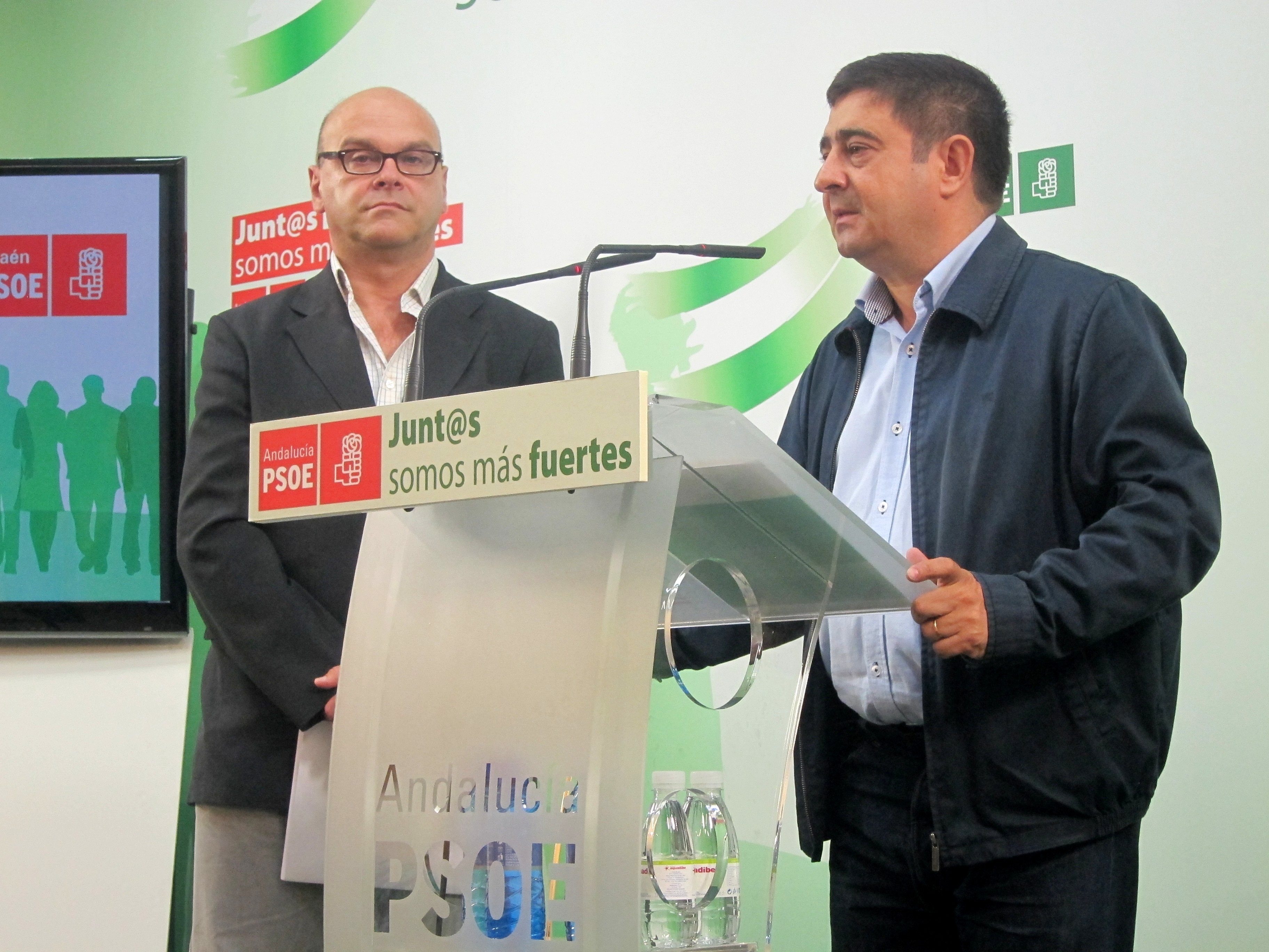 Reyes, partidario de primarias para elegir candidatos municipales «después de la conferencia política» del PSOE