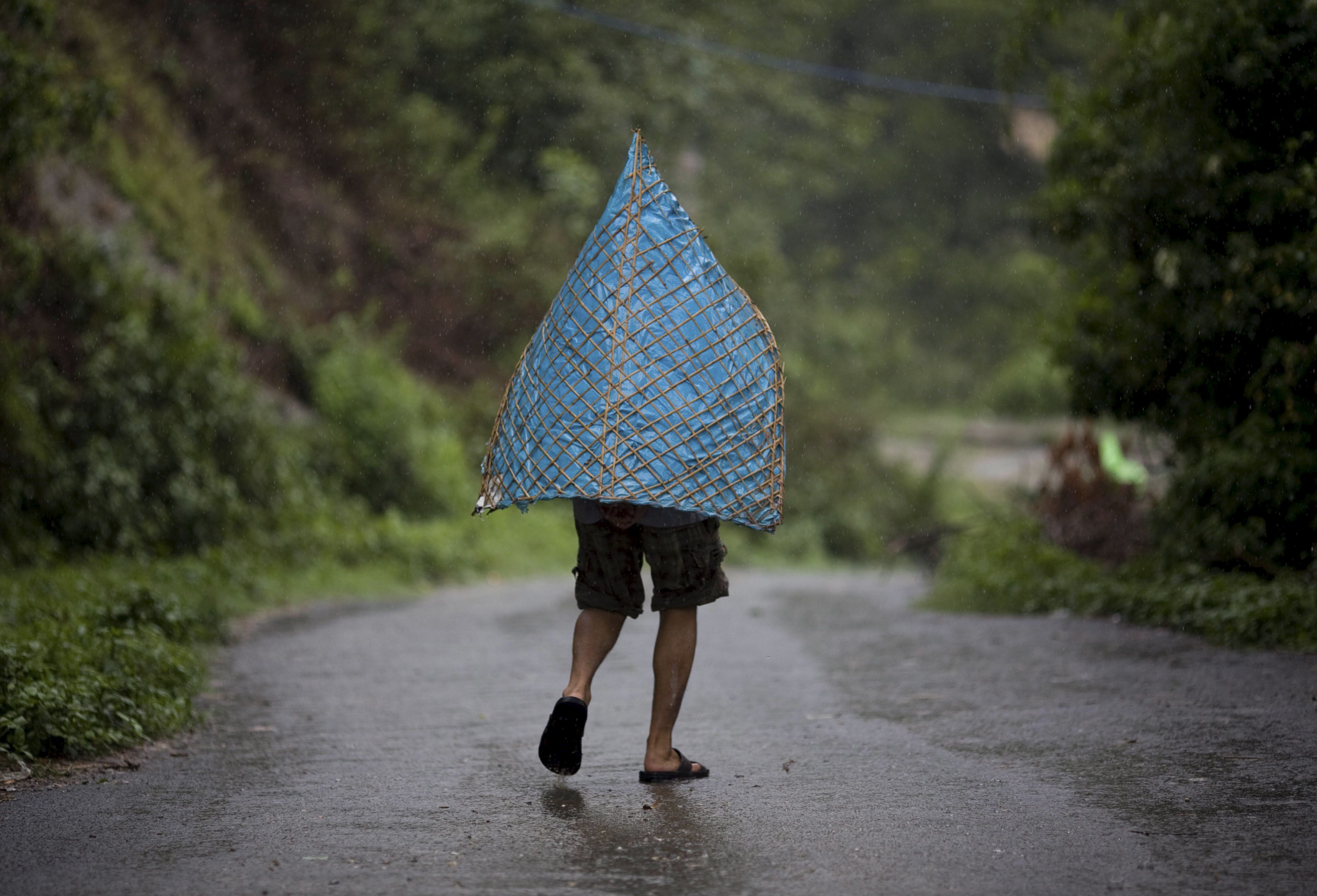 Al menos 39 muertos en Nepal en aludes de tierra por fuertes lluvias