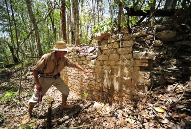 Descubren la ciudad perdida maya de Chactun en la selva mexicana