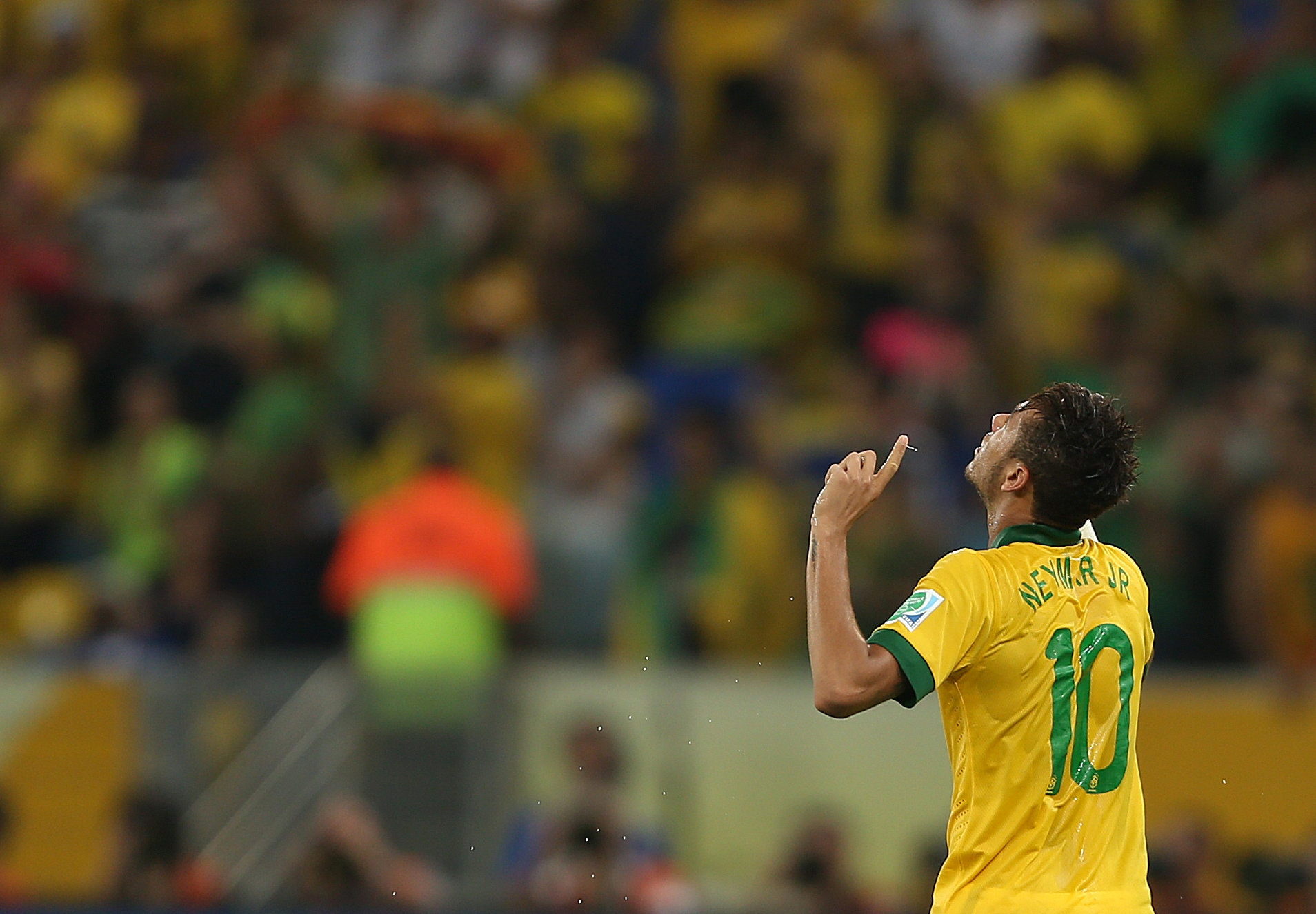 Neymar, mejor jugador de la final