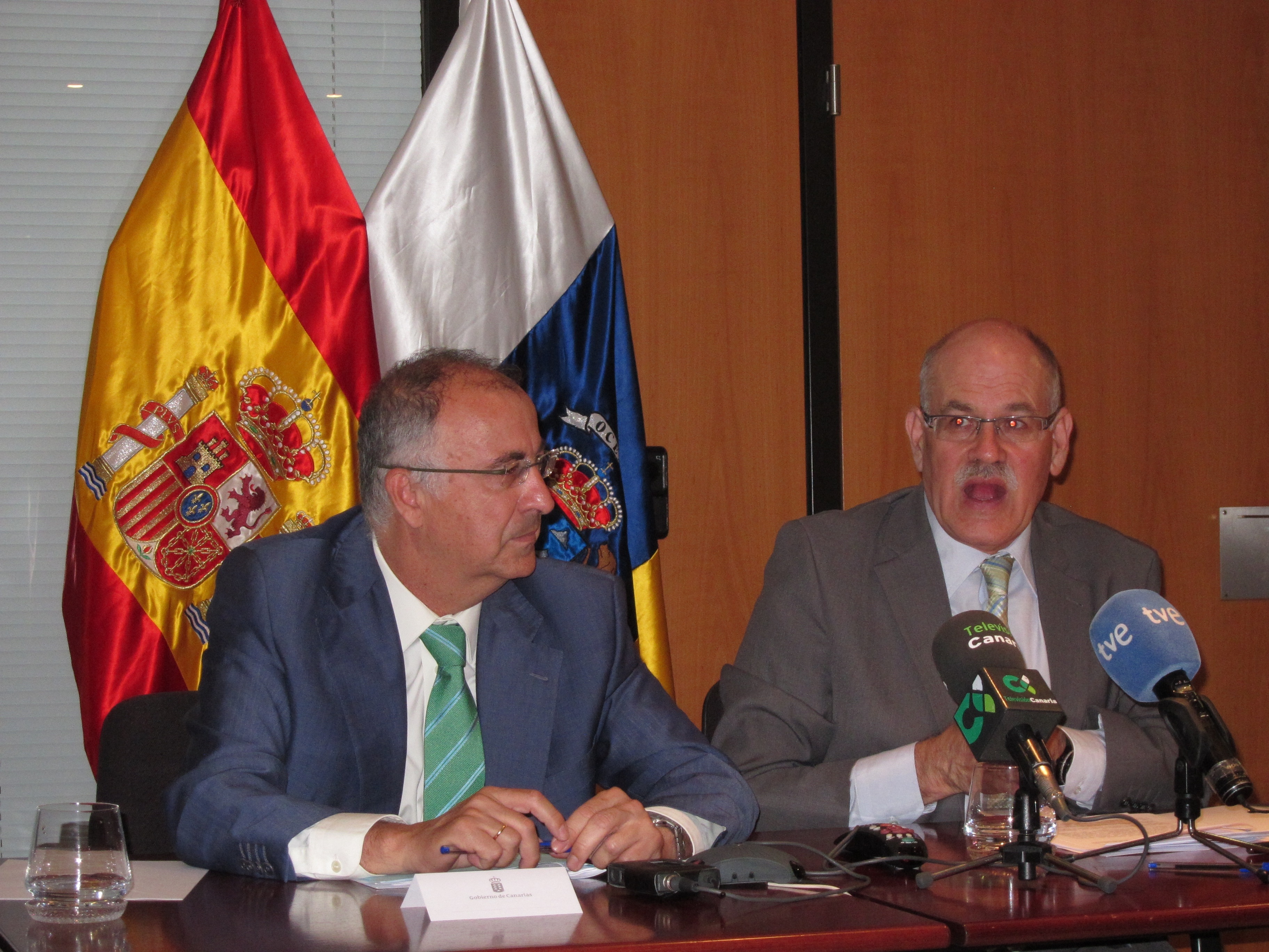 Canarias abre la Ley de Transparencia a la participación ciudadana para que acabe la «opacidad» en la Administración