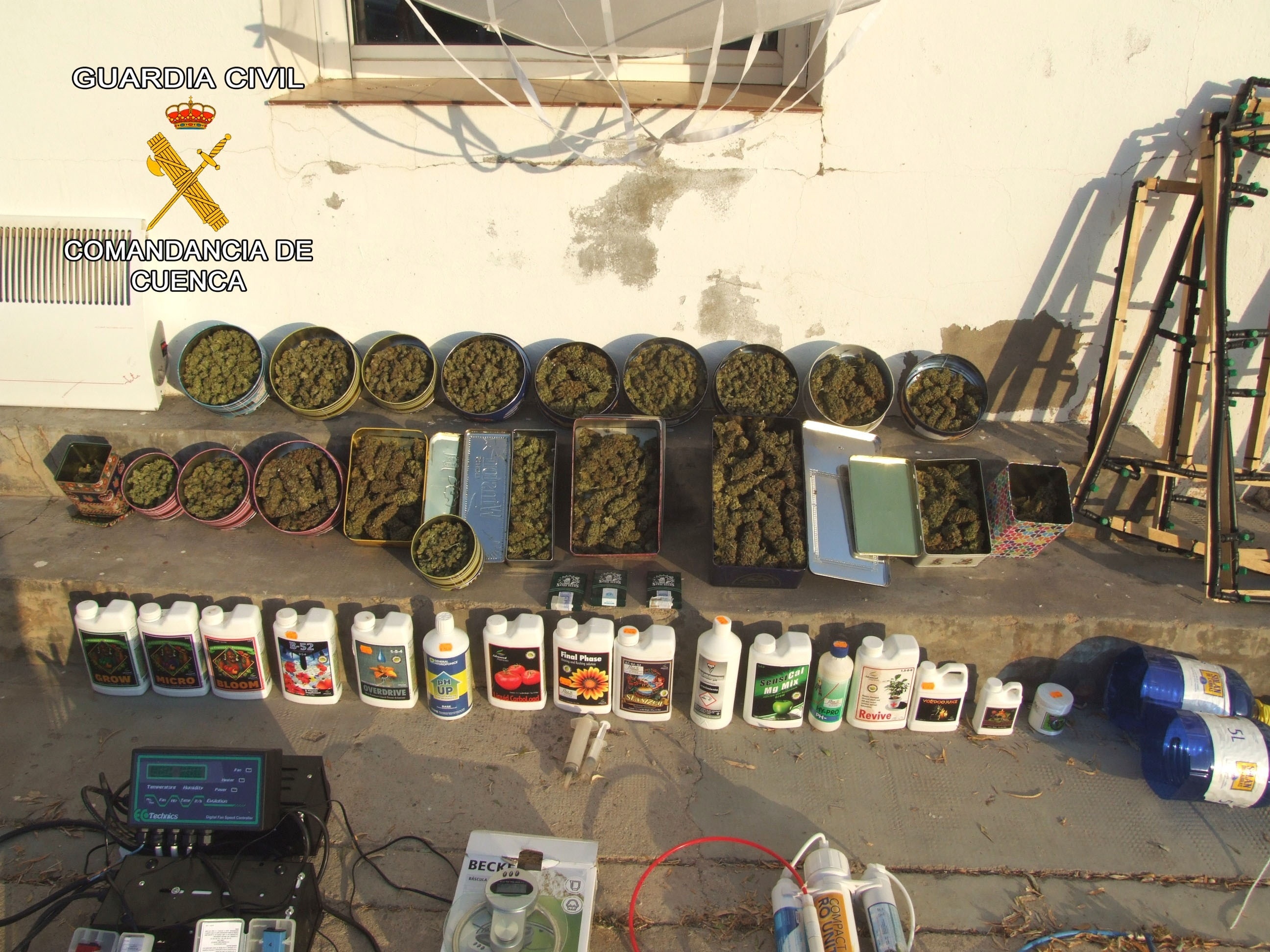 La Guardia Civil desmantela un invernadero de marihuana en Villarta (Cuenca)