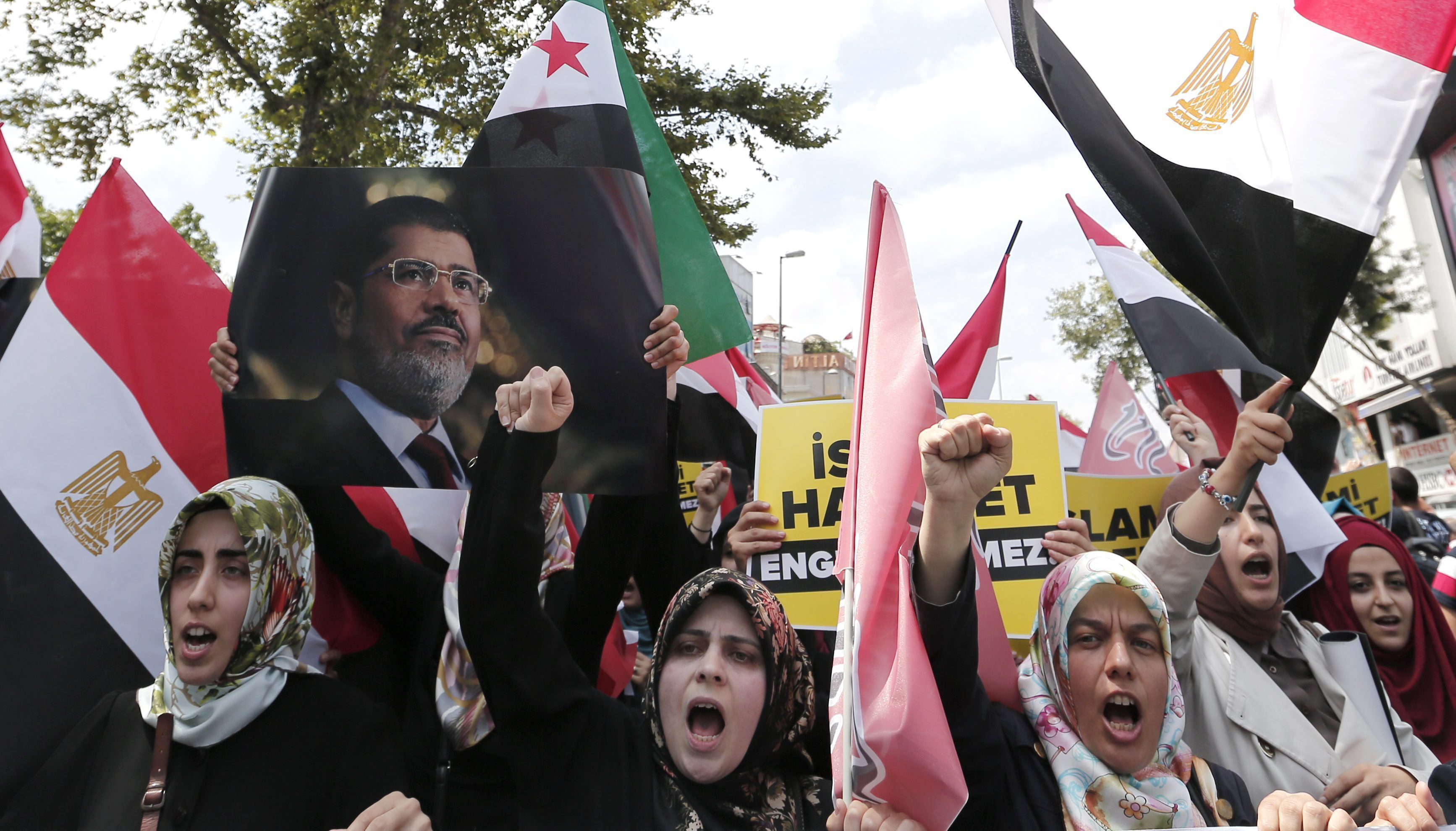 Turquía critica que Occidente no llame «golpe» al derribo de Mursi