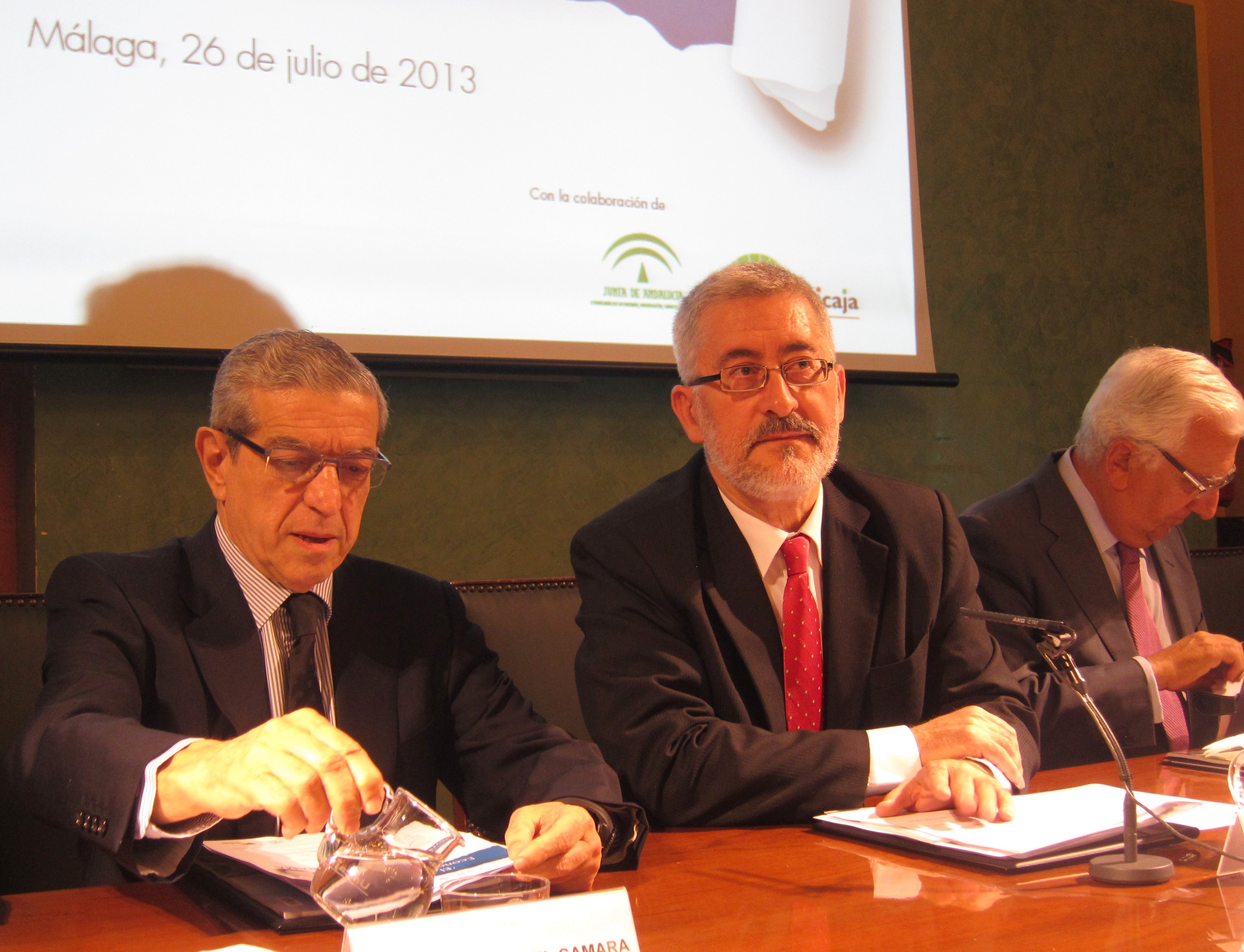 Ávila confía en que, con la creación de un banco cooperativo, Cajamar Caja Rural mantenga su «liderazgo»