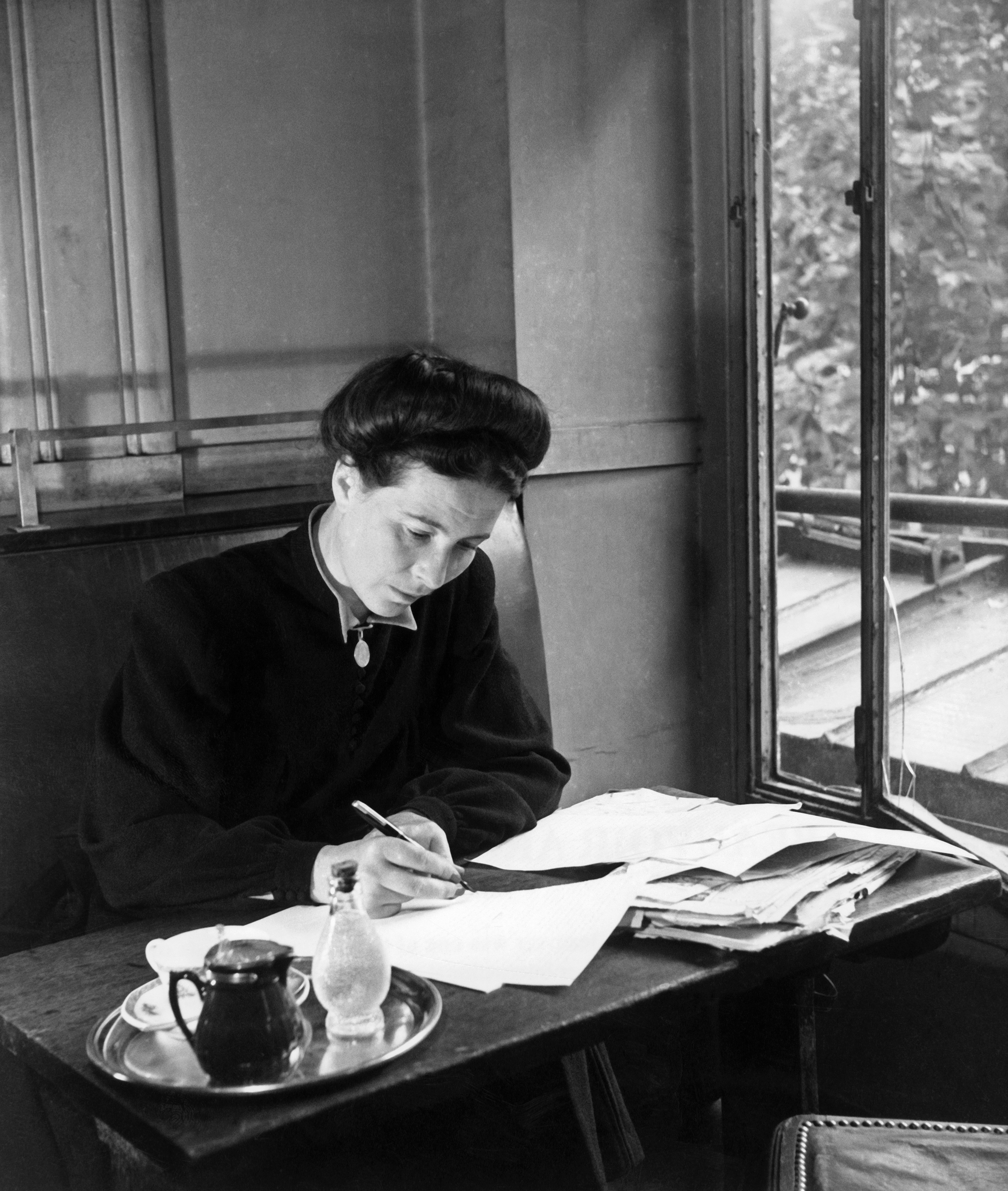 Simone de Beauvoir, la filósofa que liberó a las mujeres …y a los hombres