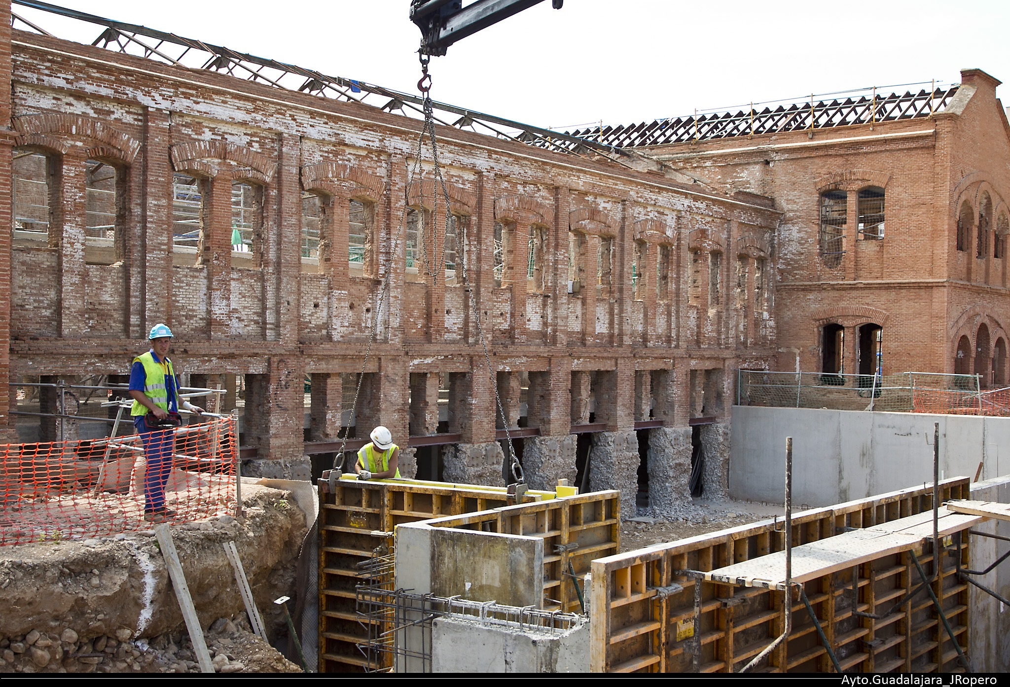 Las obras del antiguo Cuartel del Henares de Guadalajara avanzan a buen ritmo ocho meses después de su inicio