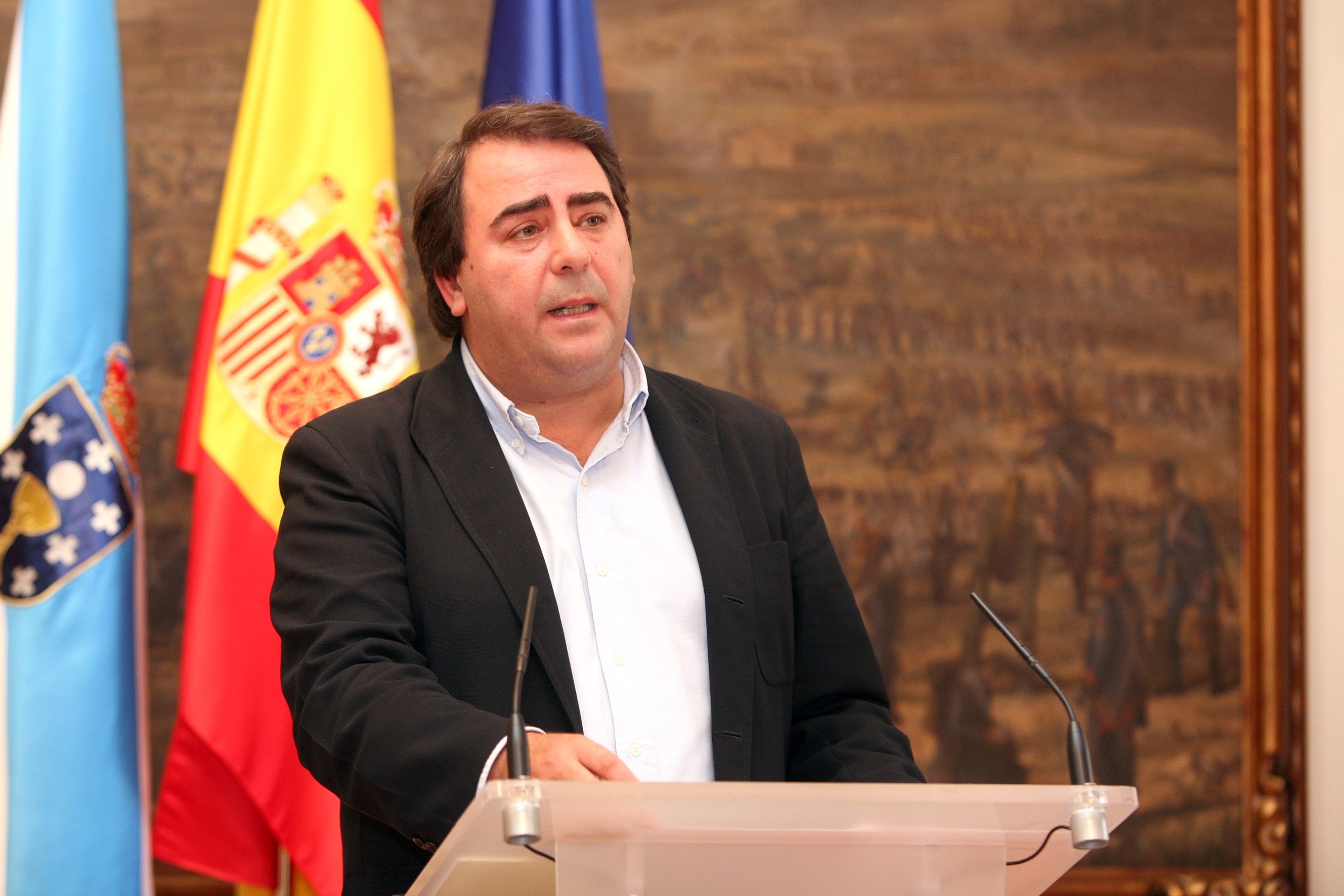 El alcalde de A Coruña apela a la «responsabilidad» de Albada y comité para poner fin al conflicto de basuras