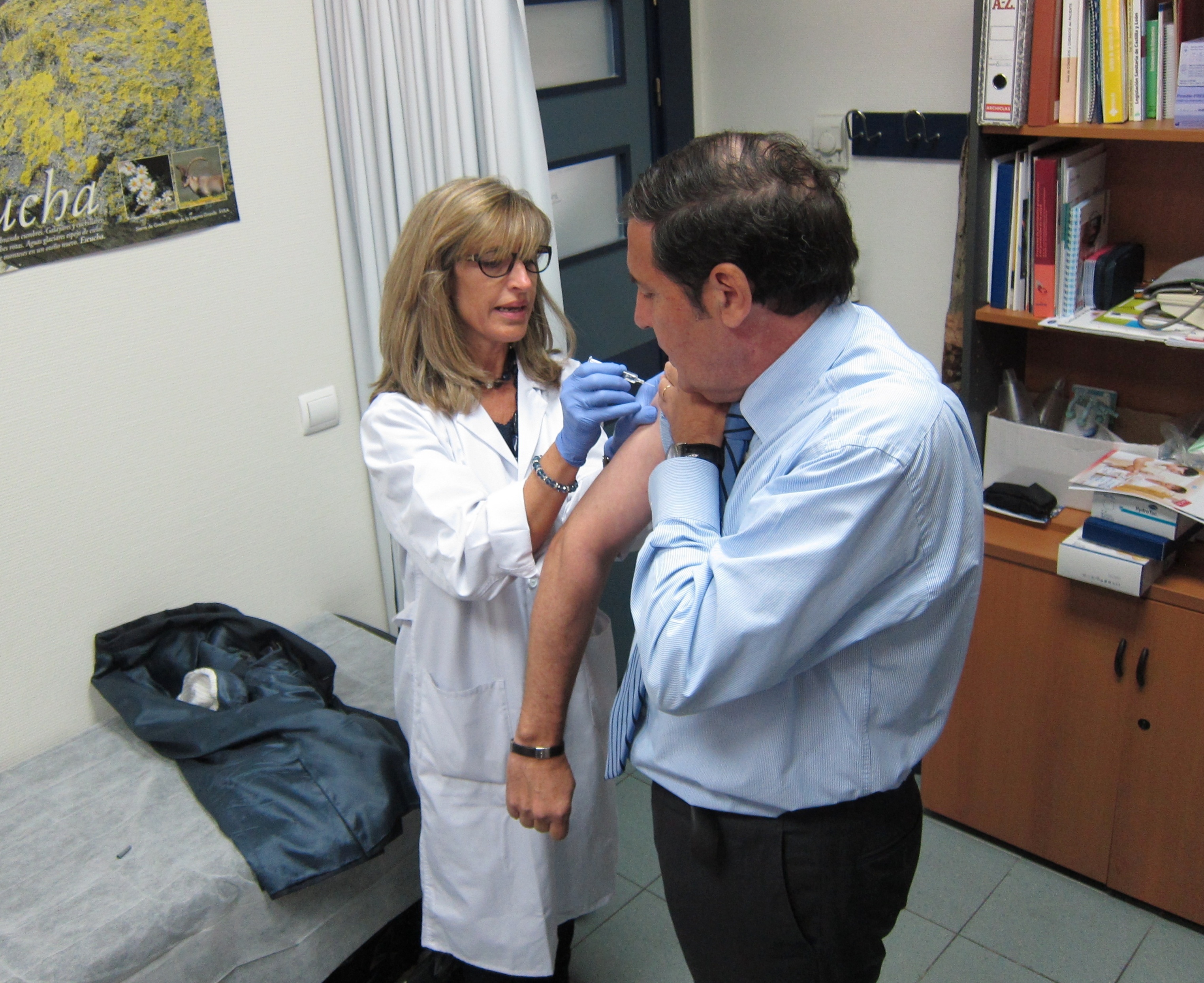 Sanidad destina casi tres millones de euros al suministro de vacunas para la campaña antigripal