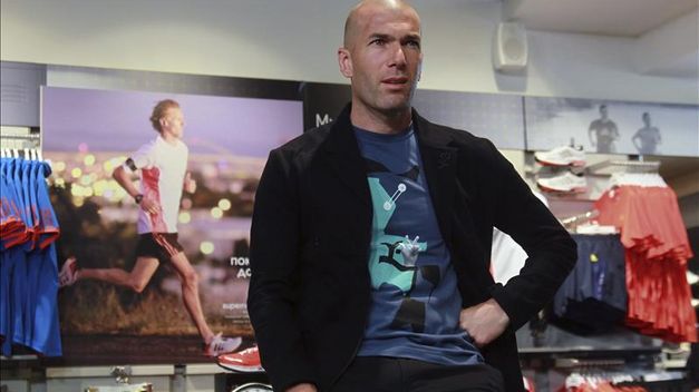 Zidane asegura que cuando un jugador como Bale cuesta tanto es porque es bueno