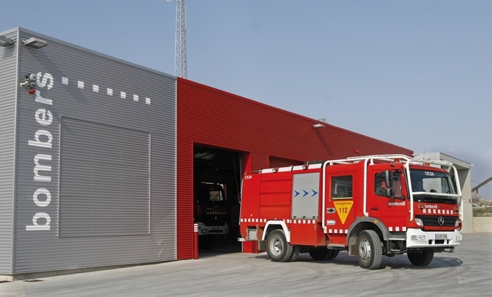 Extinguido el incendio en una planta de reciclaje de Granollers (Barcelona)