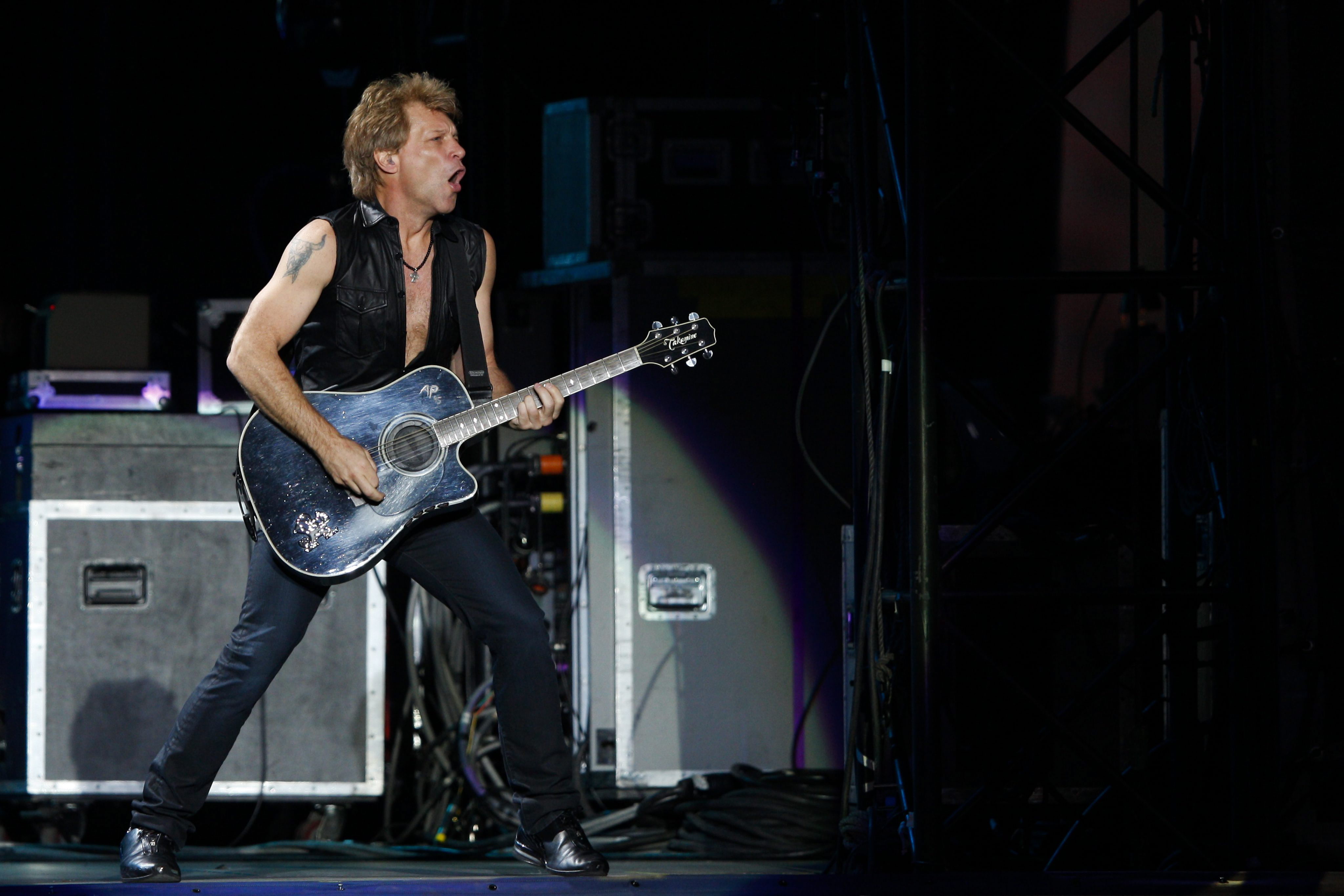 Bon Jovi cancela varios conciertos debido a una apendicitis de Tico Torres